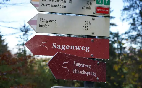 Sagenweg zur Sturmannshöhle in Obermaiselstein im Allgäu