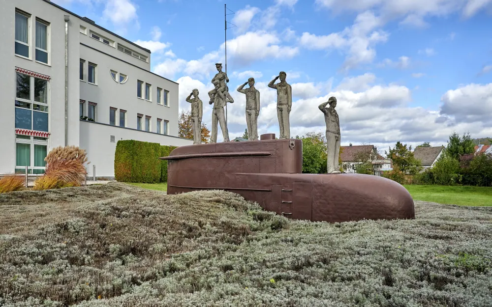 U-Boot Denkmal von Peter Lenk