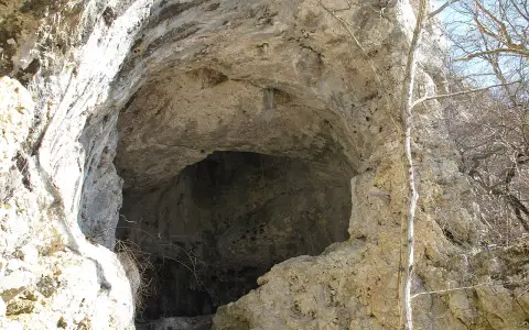 Burgreste Burgstallhöhle