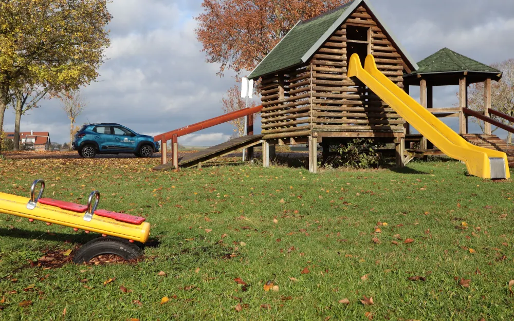 Spielplatz bei der Aubachhalle in Mundelfingen