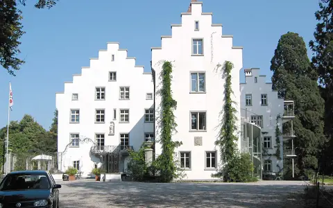 Schloss Wartegg und Park