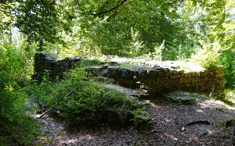 Burgruine Luginsfeld