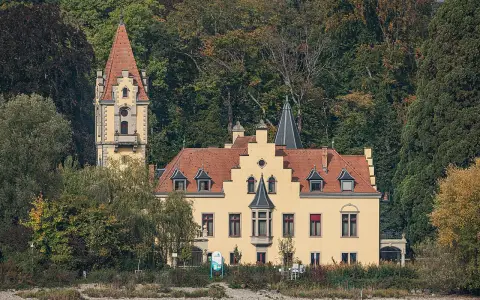 Schloss Seeheim