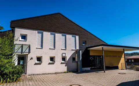 Nägeleberg Halle