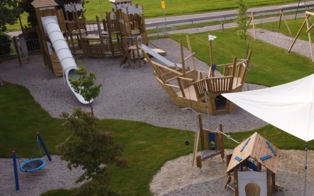 Spielplatz in der Obere Wannestraße Winterspüren