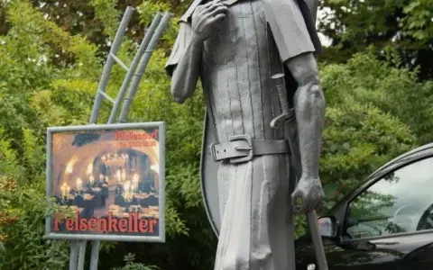 Statue des Grafen Rudolf
