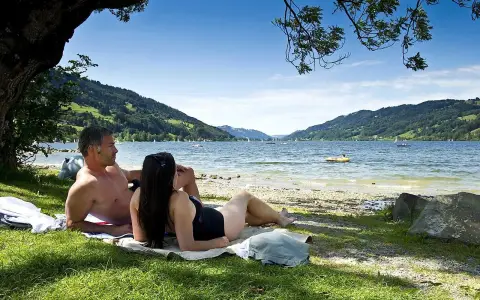 Liegewiese an der Promenade in Bühl