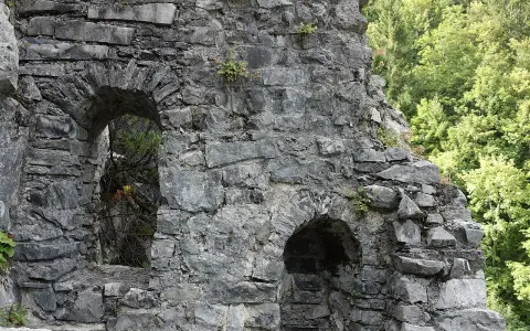 Burgruine Valcastiel