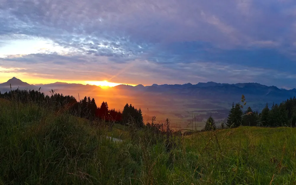Sonnenaufgang am Ofterschwanger Horn