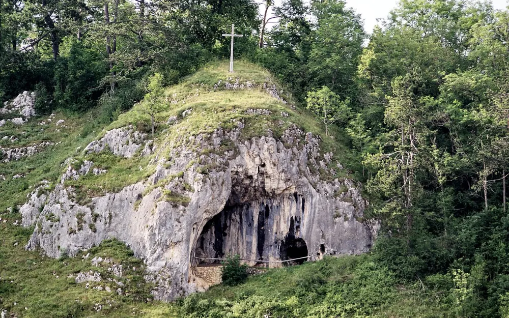 Göpfelsteinhöhle