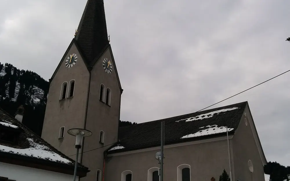 Kuratienkirche Gurtis