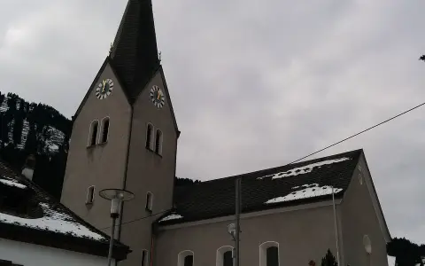 Kuratienkirche Gurtis