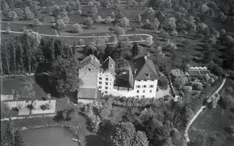 Schloss Wartensee