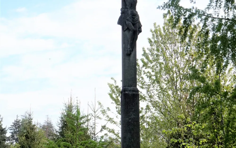 Großes Steinkreuz Prälatenweg