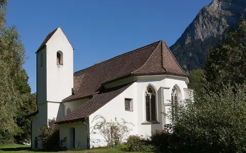 Evangelische Steigkirche mit Steighof und Suste