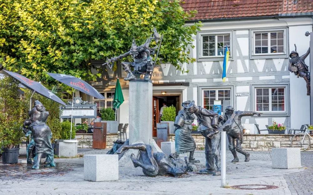 "Narrenbrunnen" von Gero Hellmuth