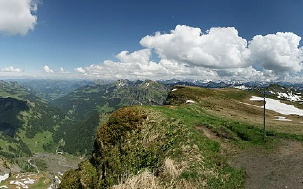 Hohe Kugel−Hoher Freschen−Mellental