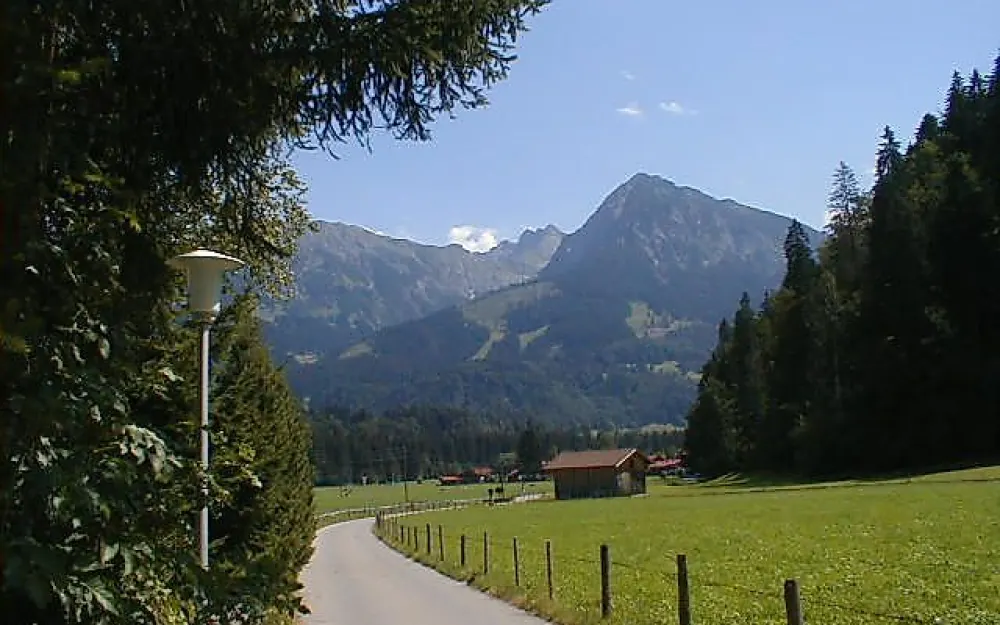 Bergpanorama Nordic-Walking-Tour ab Fischen