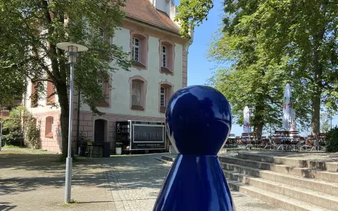 Blauer Spielkegel Fotopunkt Standort Veitsburg
