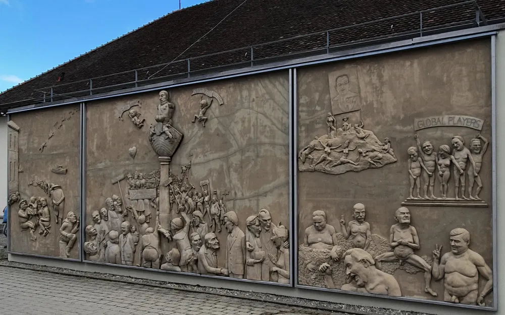 Lenk Relief am Zollhaus Ludwigshafen.